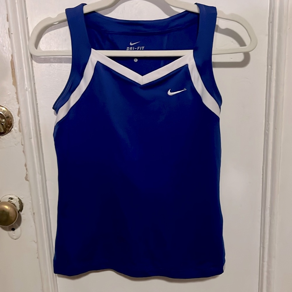 Y2K vintage Nike tank top blue tennis active shirt